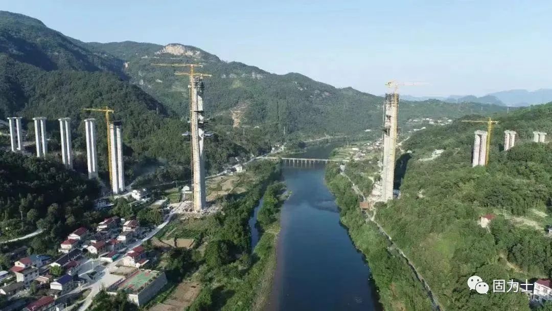 岳阳固力士参与湖南炉慈高速建设，助力区域经济发展